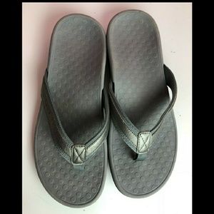 Vionic Orthaheel sandals